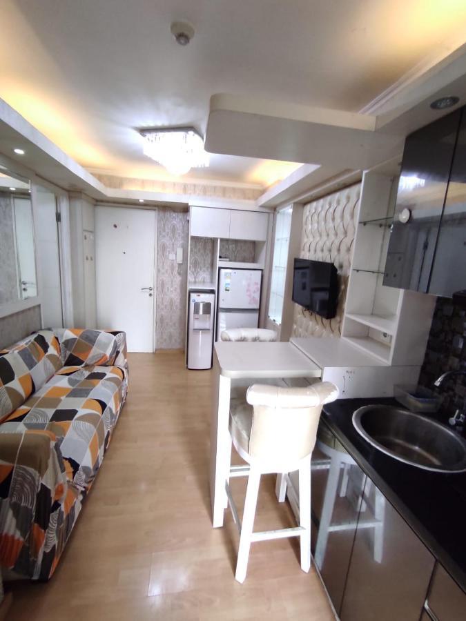 Apartemen Bassura City By Maezura Property 자카르타 외부 사진