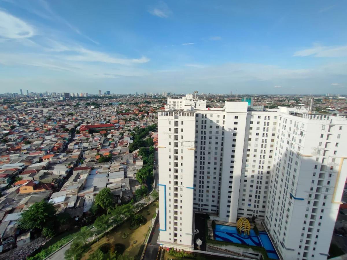Apartemen Bassura City By Maezura Property 자카르타 외부 사진